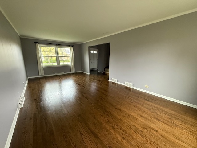 Property Photo: 2011 Brentwood Road IL 60062