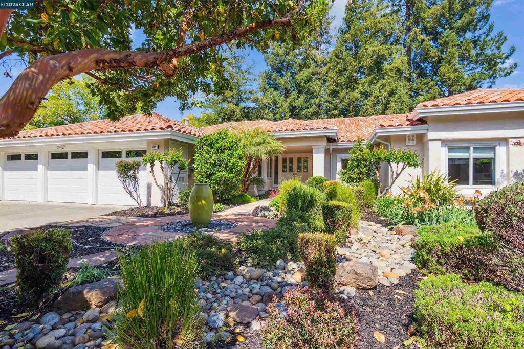 Property Photo:  665 Monaco Ct  CA 94598 