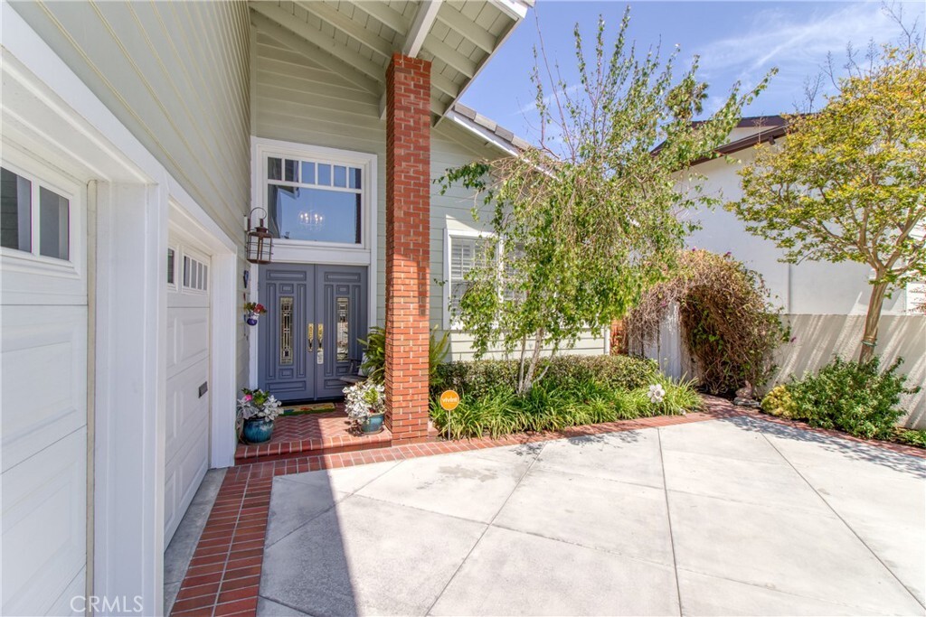 Property Photo: 4317 Candleberry CA 90740