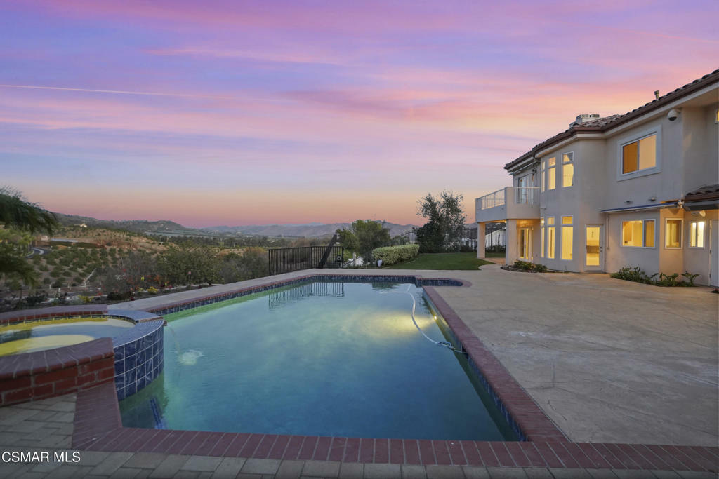 7111 Los Coyotes Place  Camarillo CA 93012 photo