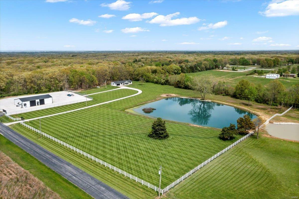 Property Photo: 636 Schultz Court MO 63348