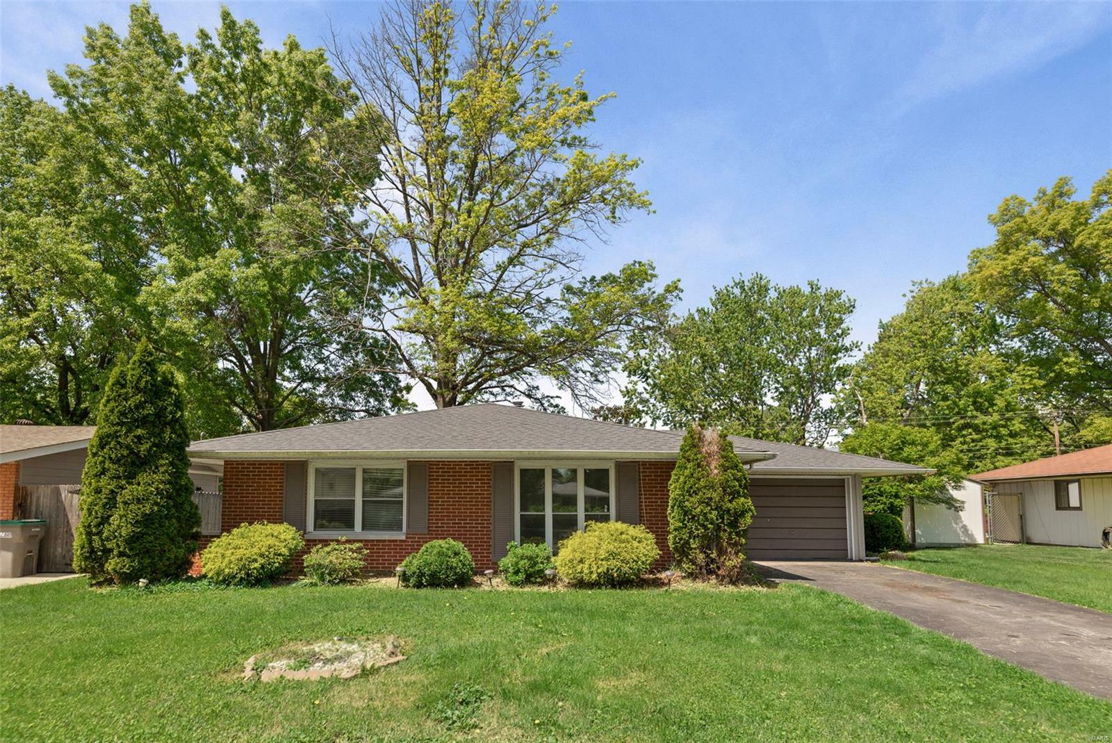 213 Todd Lane  Belleville IL 62221 photo