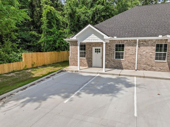 Property Photo:  115 Freeman St A  TN 37388 