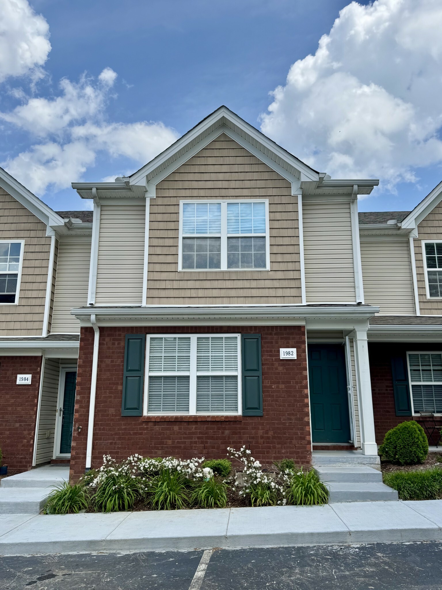 Property Photo: 1982 Shaylin Loop TN 37013