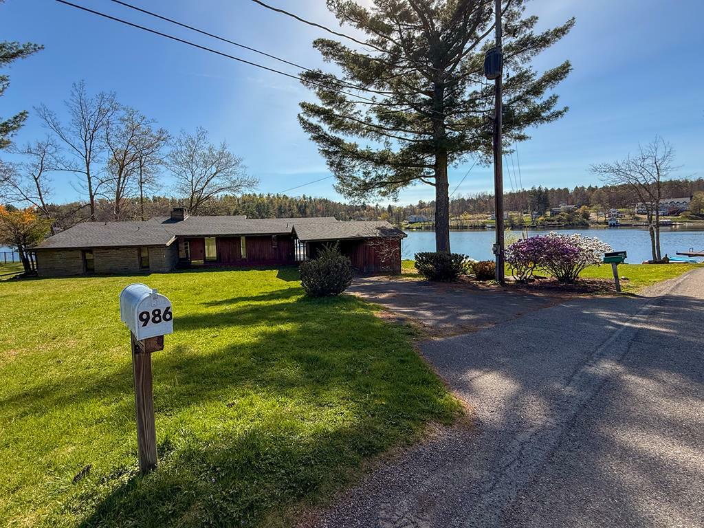 Property Photo: 986 Wesauking Dr. PA 18848