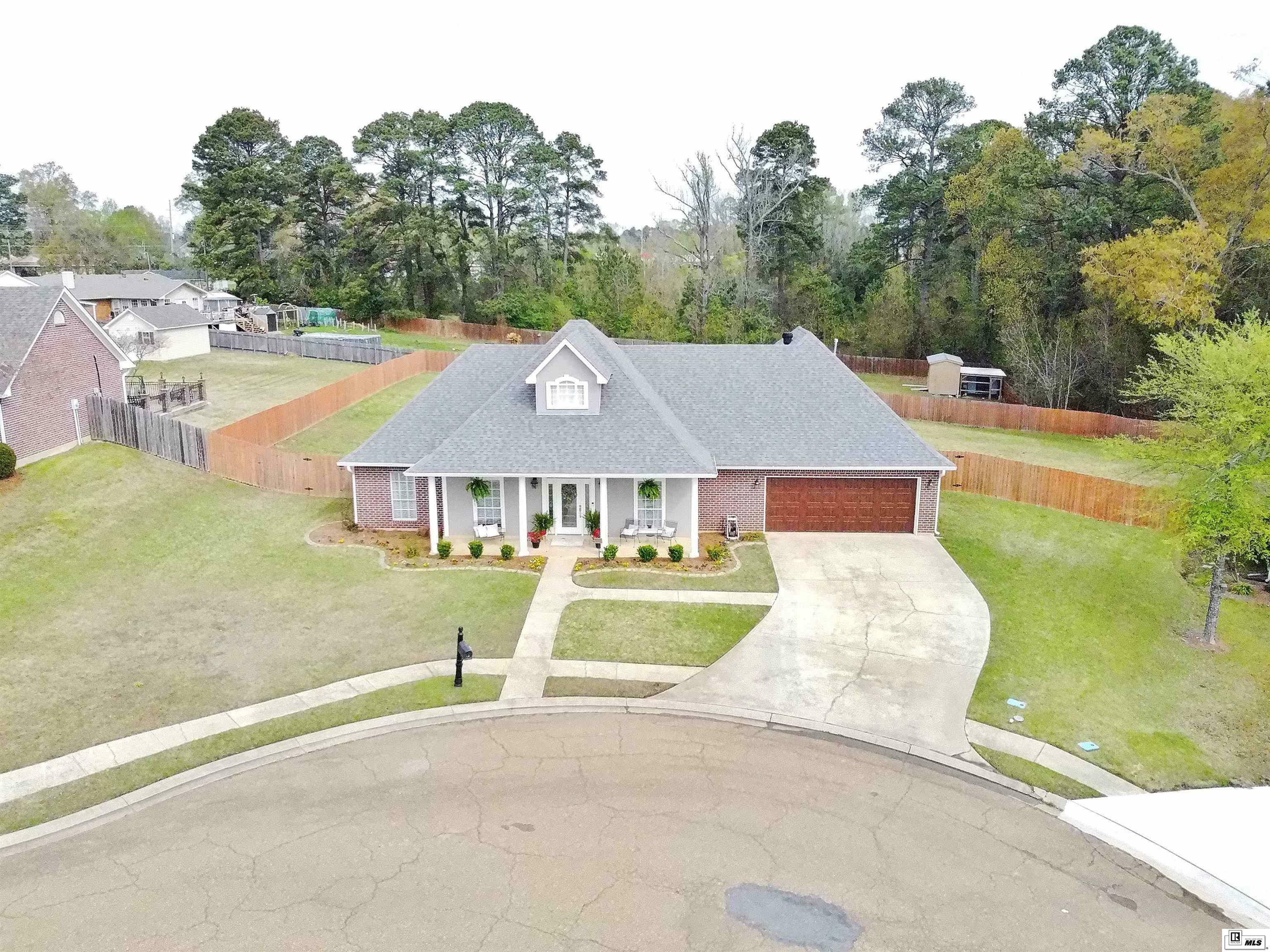 Property Photo:  111 Point Coupee Court  LA 71291 
