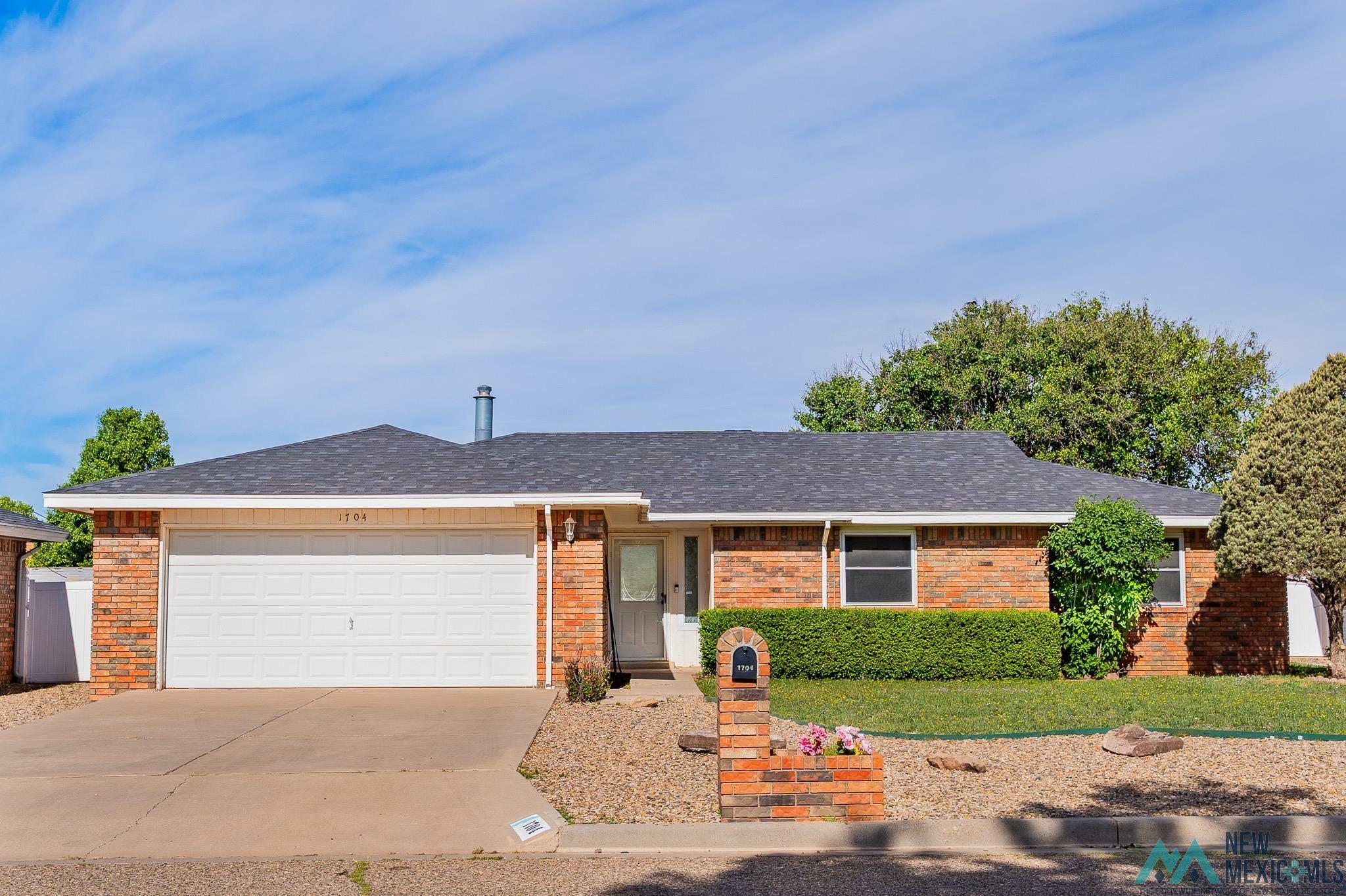 Property Photo: 1704 Janeway NM 88101