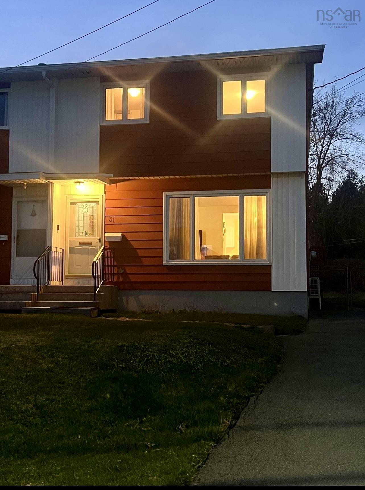 31 Lillian Drive  Dartmouth NS B2W 4B3 photo