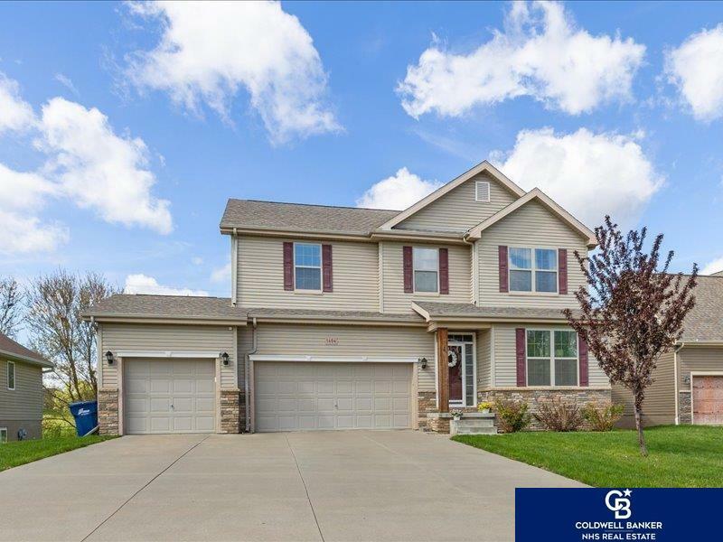 Property Photo: 1404 Georgia Avenue NE 68147