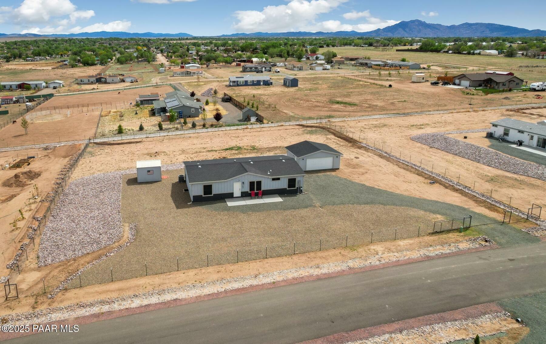 Property Photo: 1657 Solara Way AZ 86323