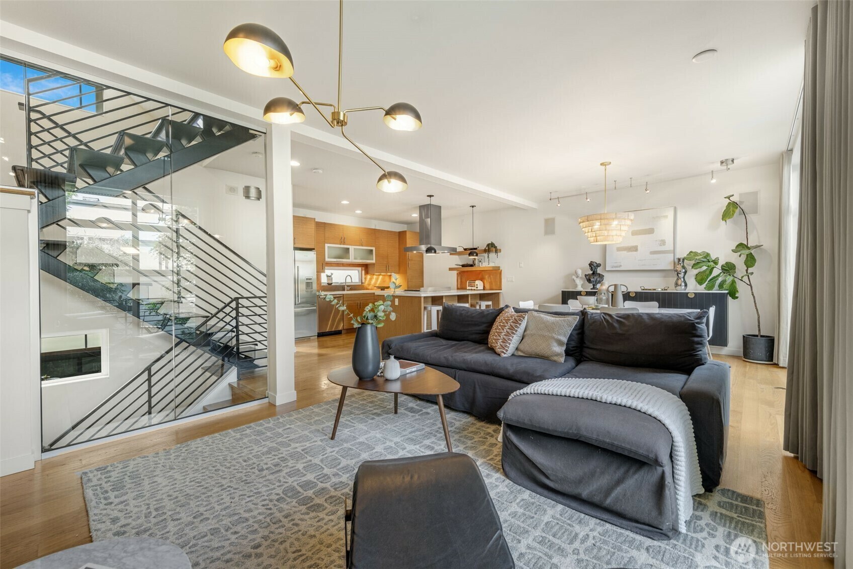 Property Photo: 430 Malden Avenue E WA 98112