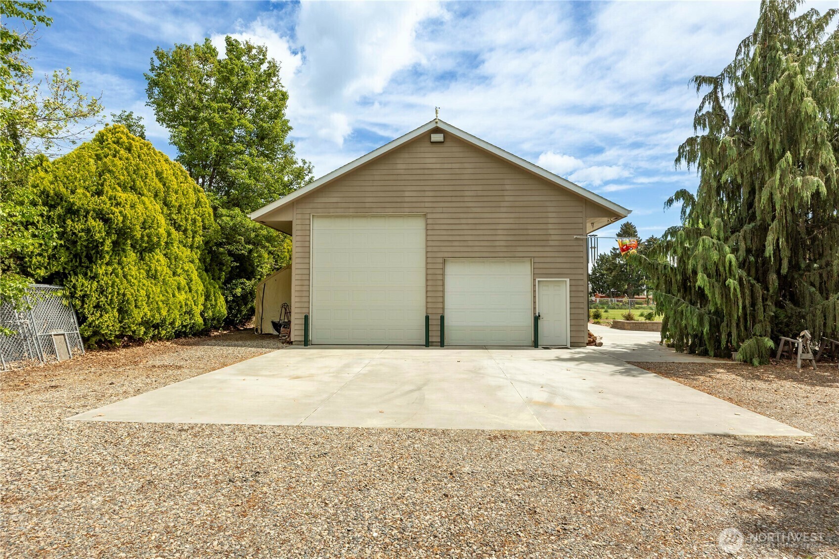 Property Photo: 8620 W Richardson Road WA 99301