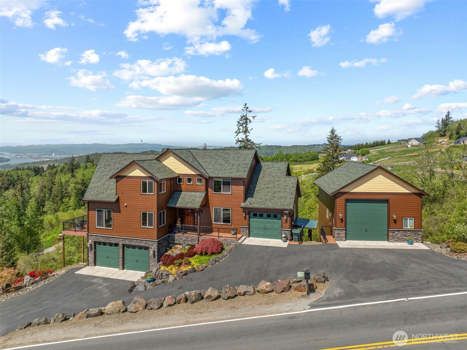 Property Photo: 2355 China Garden WA 98625