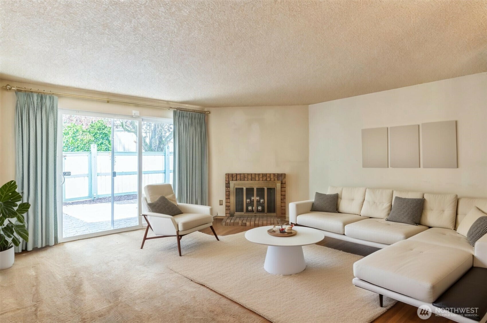 Property Photo: 1733 SW 318th Place 51D WA 98023