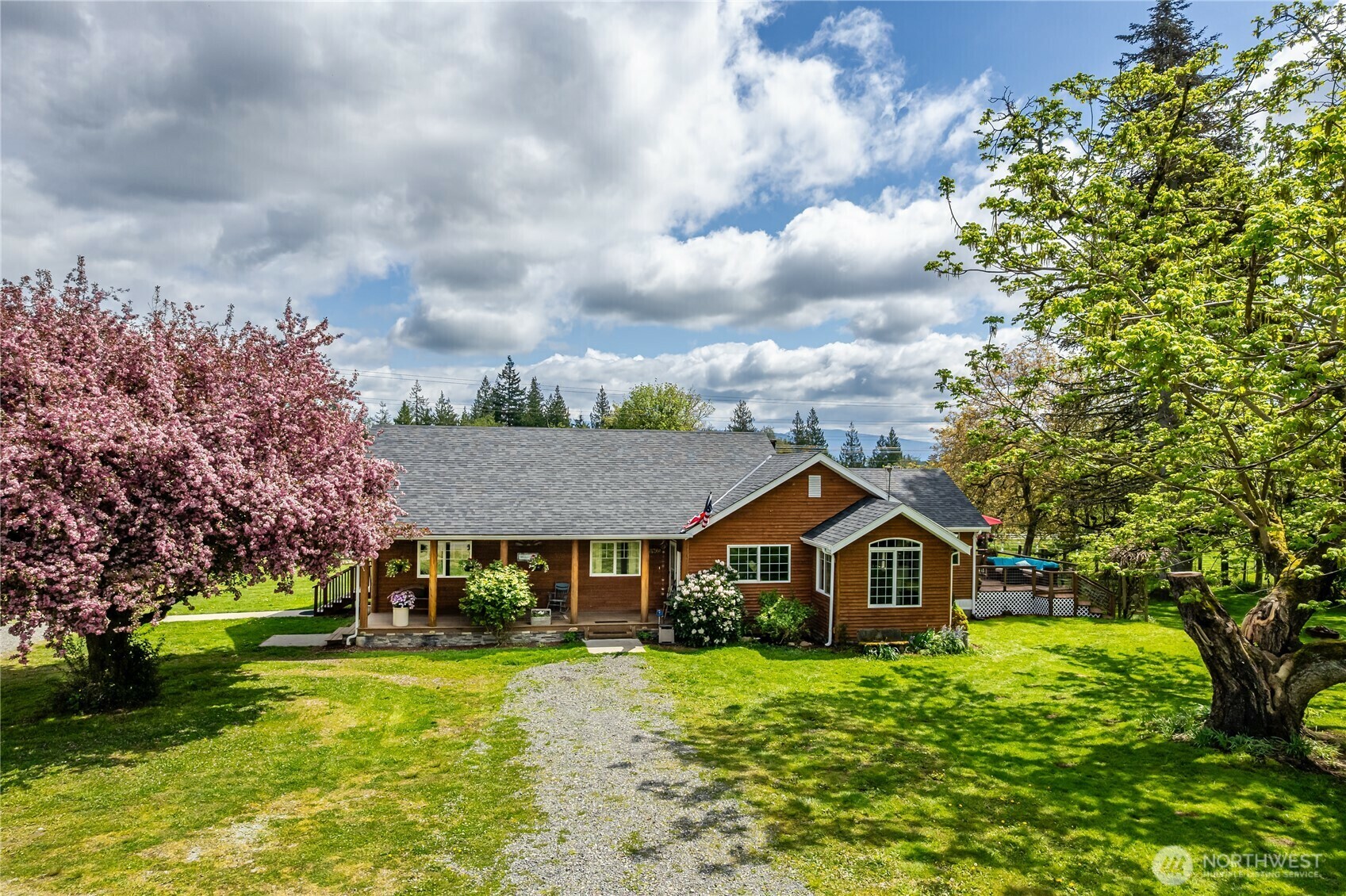 Property Photo: 28405 59th Avenue NE WA 98223