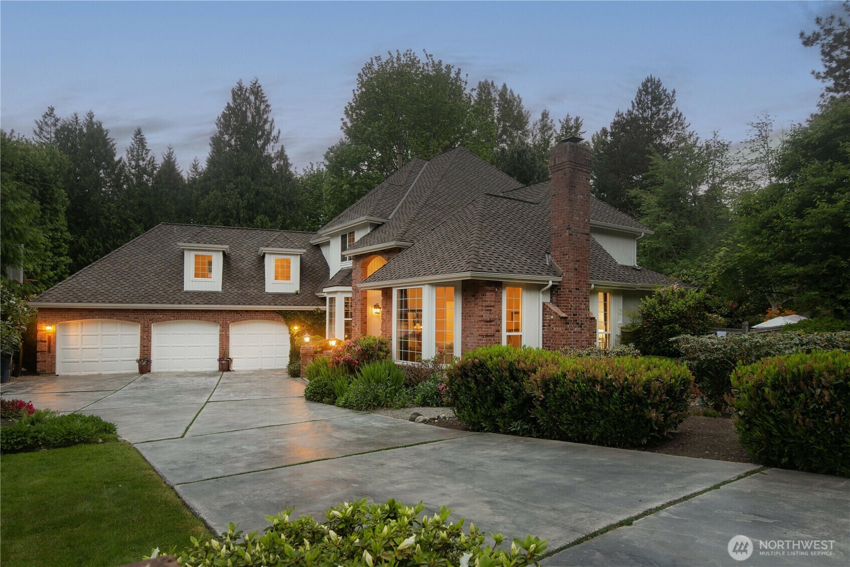 12938  196th Court NE  Woodinville WA 98077 photo
