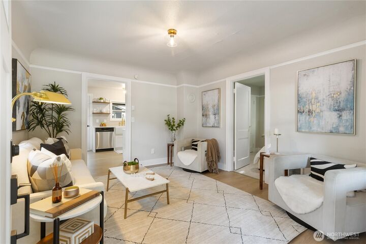 Property Photo:  626 E 51st Street  WA 98404 