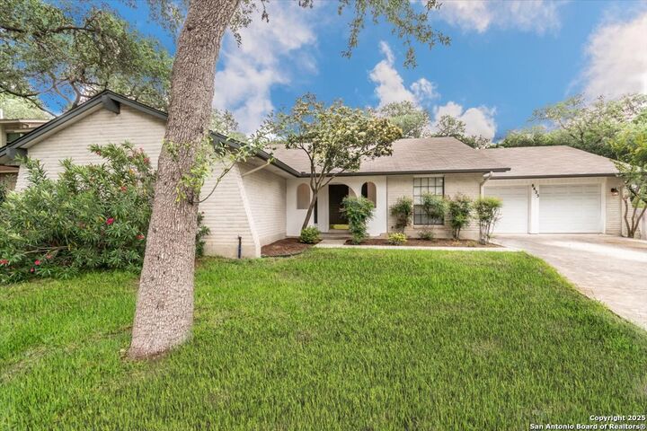 8423 Heraldry  San Antonio TX 78254 photo