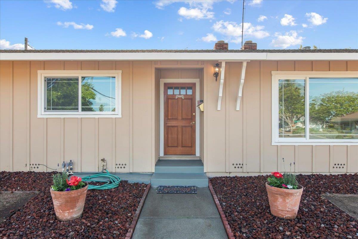 Property Photo: 1455 Elka Avenue CA 95129