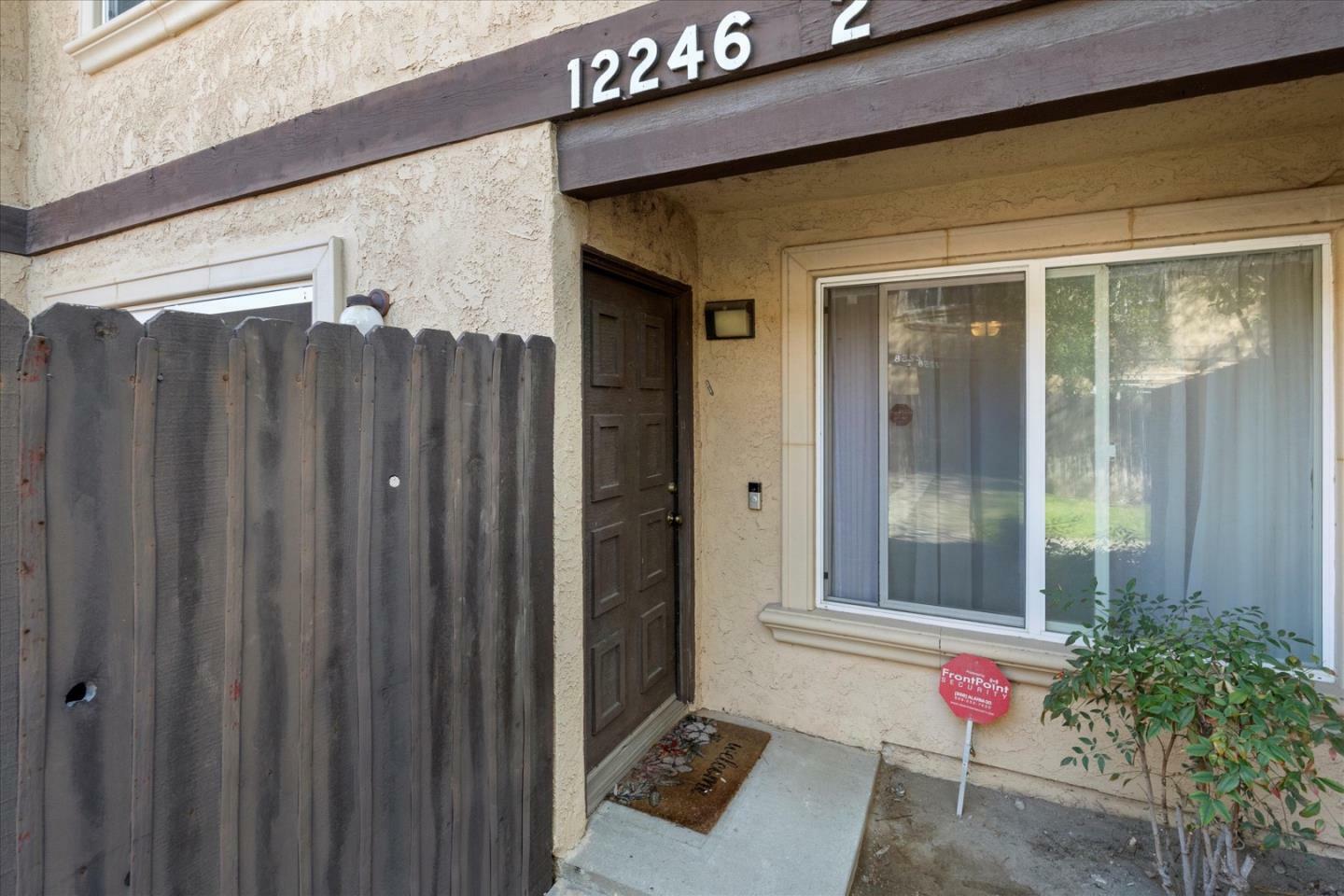 Property Photo: 12246 Runnymede Street 2 CA 91605