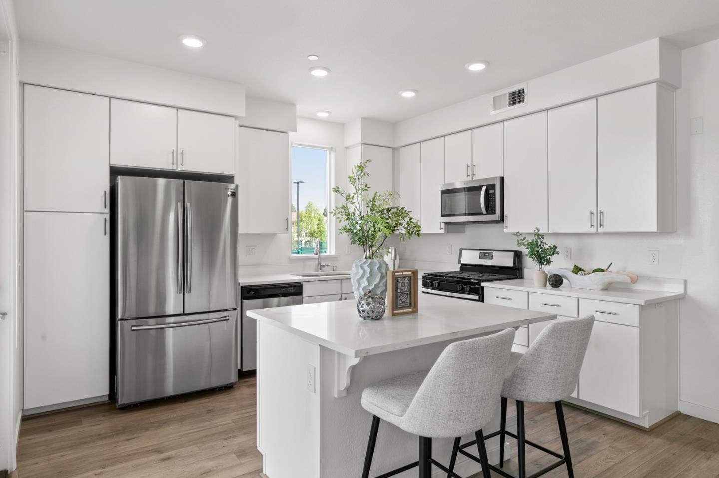 Property Photo: 1407 Nightshade Road 21 CA 95035