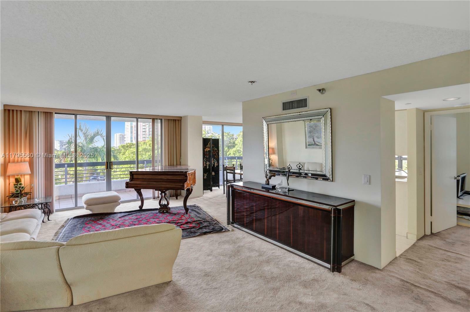 Property Photo: 3400 NE 192nd St 504 FL 33180