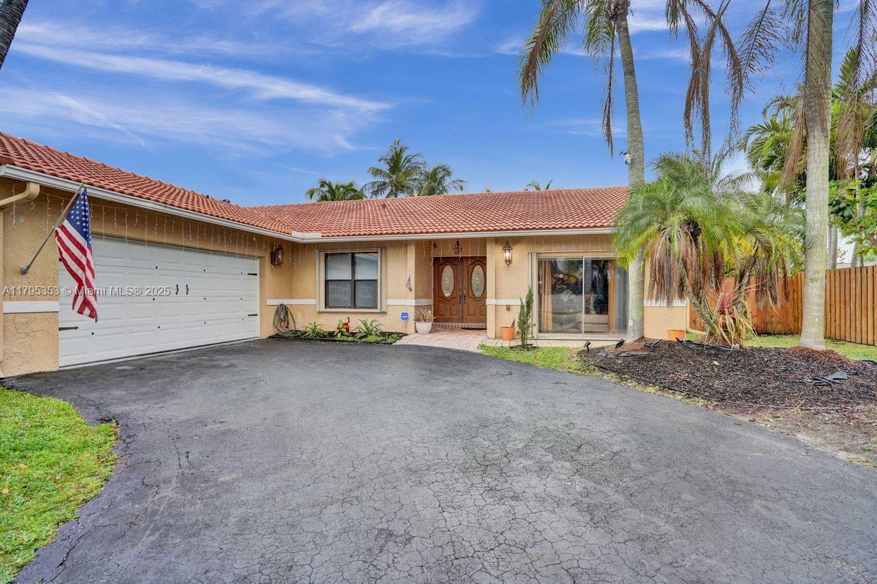 Property Photo: 9530 NW 16th St FL 33322