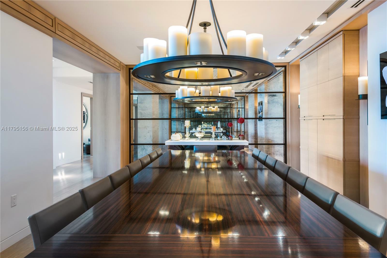 Property Photo: 7143 Fisher Island Dr 7143 FL 33109