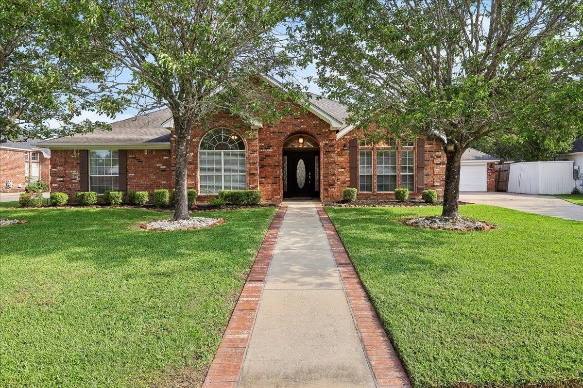 6080 Chatom Trace  Beaumont TX 77706 photo