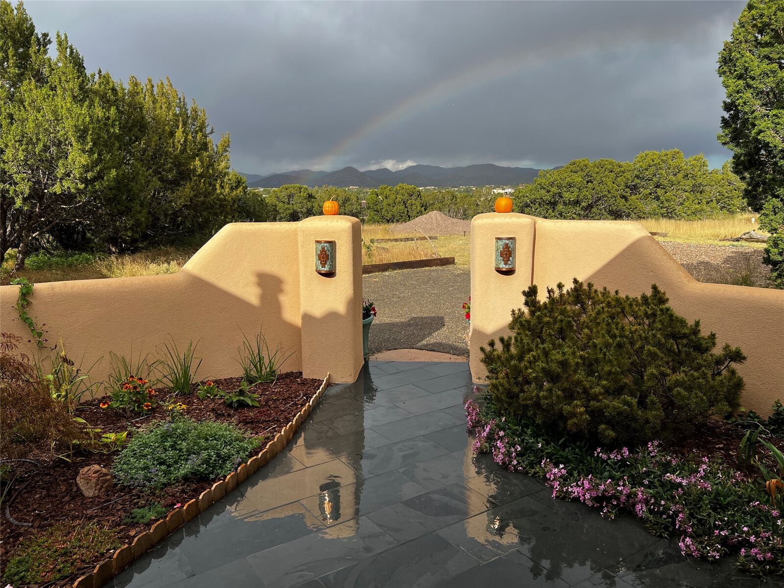 Property Photo:  8 Balsa Road  NM 87508 