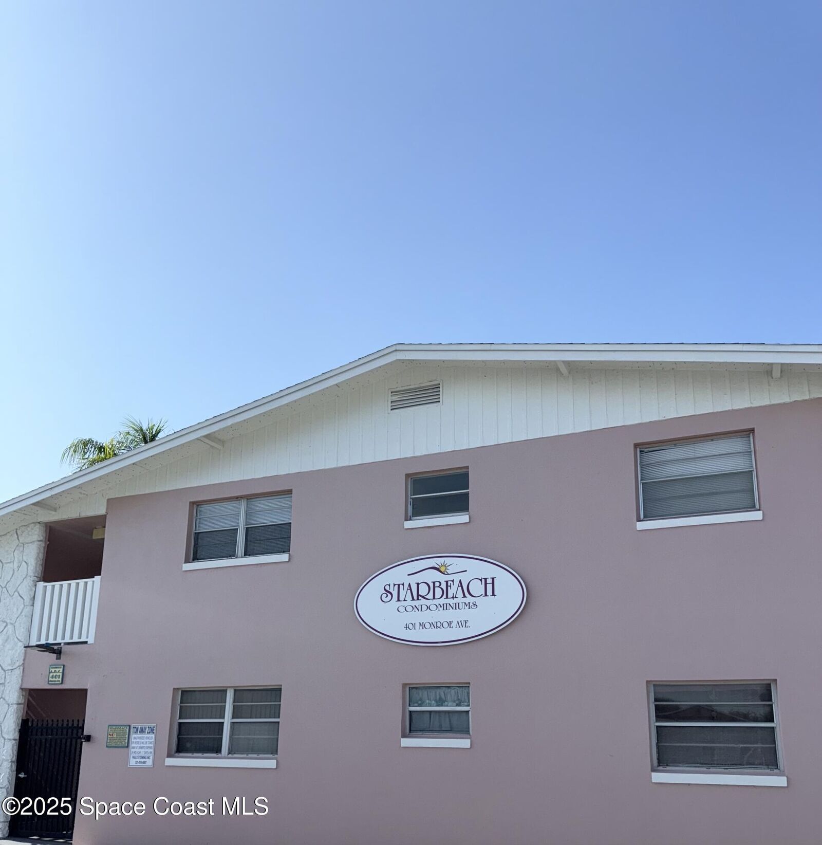 Property Photo:  401 Monroe Avenue  FL 32920 