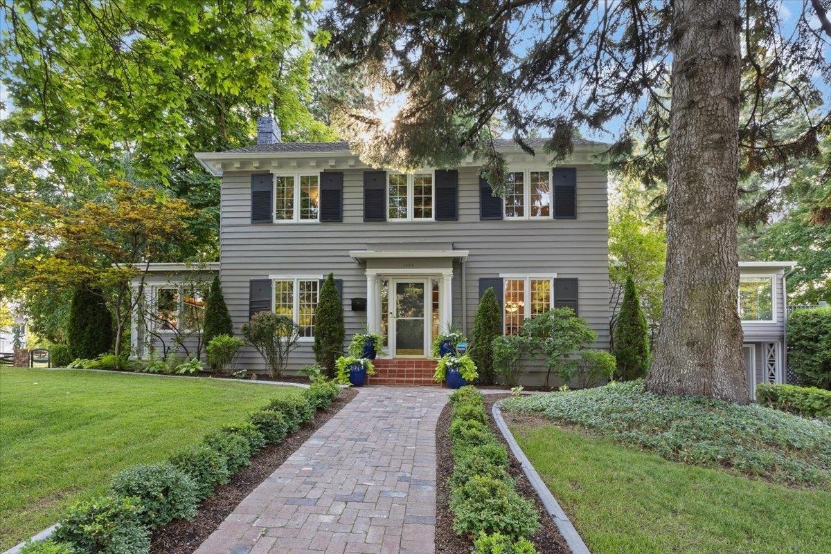 Property Photo: 1928 S Adams St WA 99203