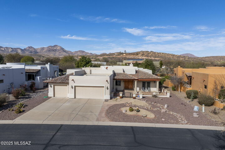 Property Photo:  41 Calle Maria Elena  AZ 85646 