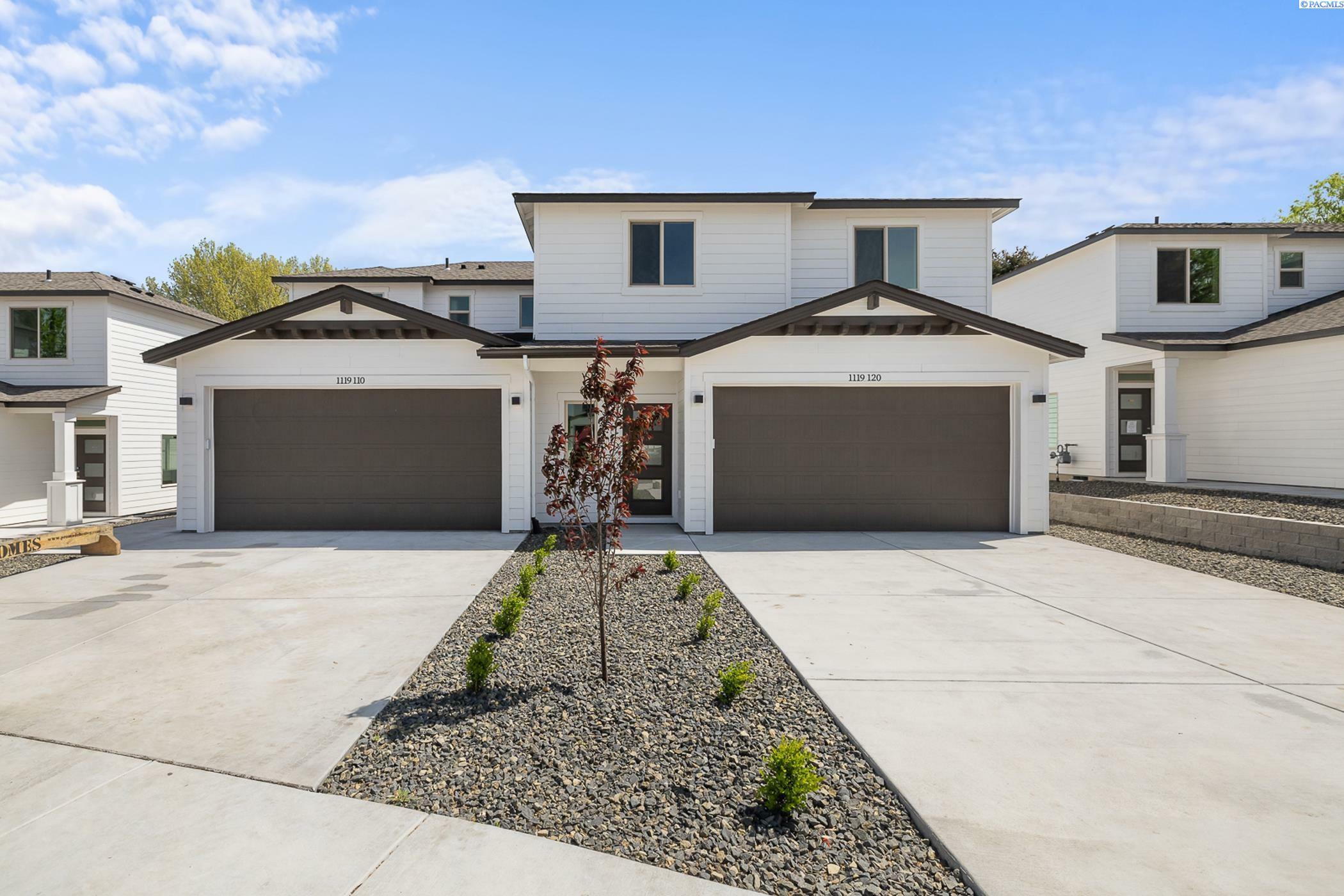 Property Photo: 1119 S Underwood Pl WA 99337
