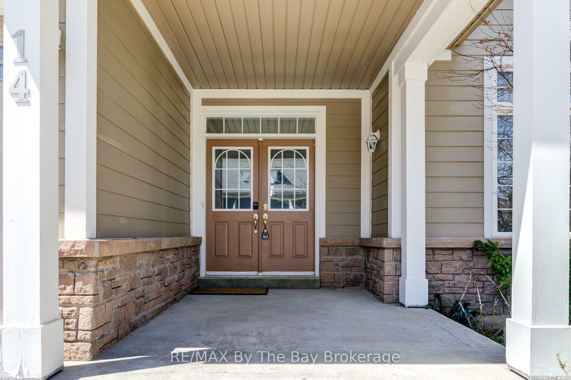 Property Photo: 14 Surfside Crescent S ON L9Y 4Z8