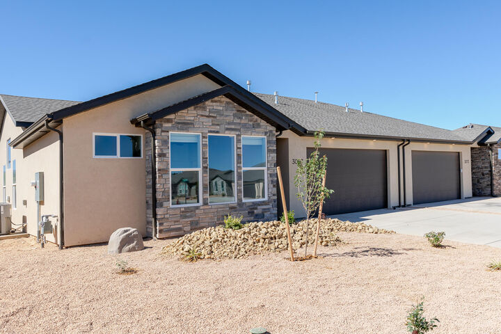 Property Photo:  3067 W Ekko View Loop  UT 84721