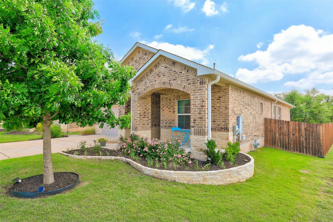 Property Photo: 2224 Singletree Bend TX 78628