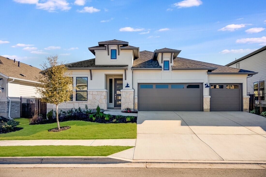 Property Photo: 9413 Flatbush Drive TX 78744