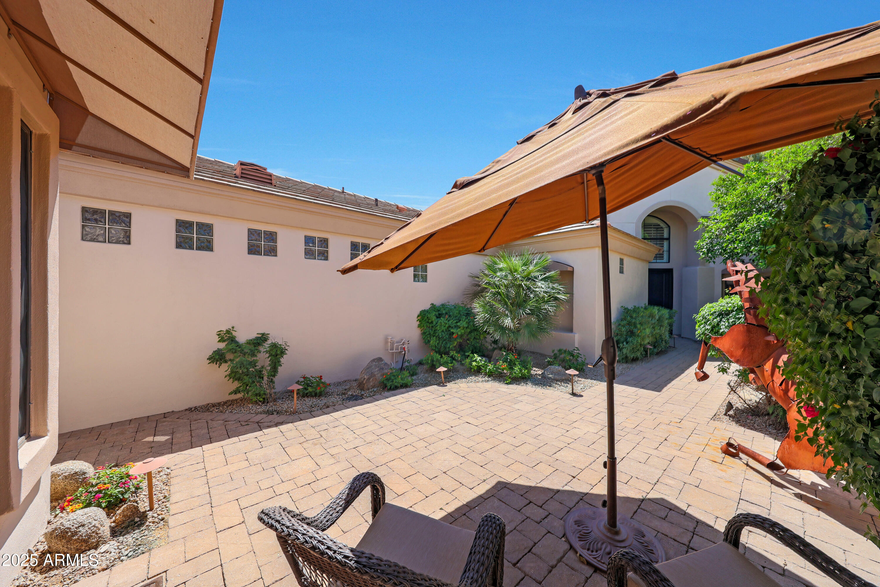 Property Photo: 7705 E Doubletree Ranch Road 8 AZ 85258