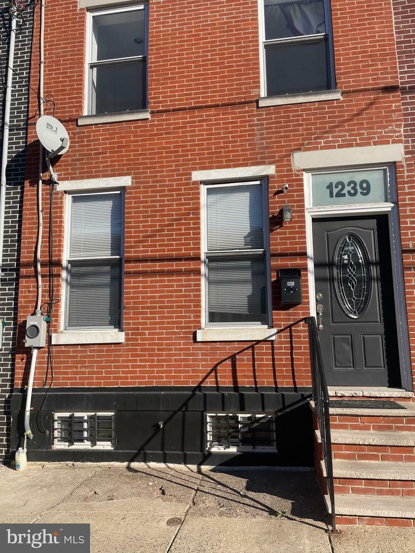 Property Photo: 1239 S 19th Street PA 19146