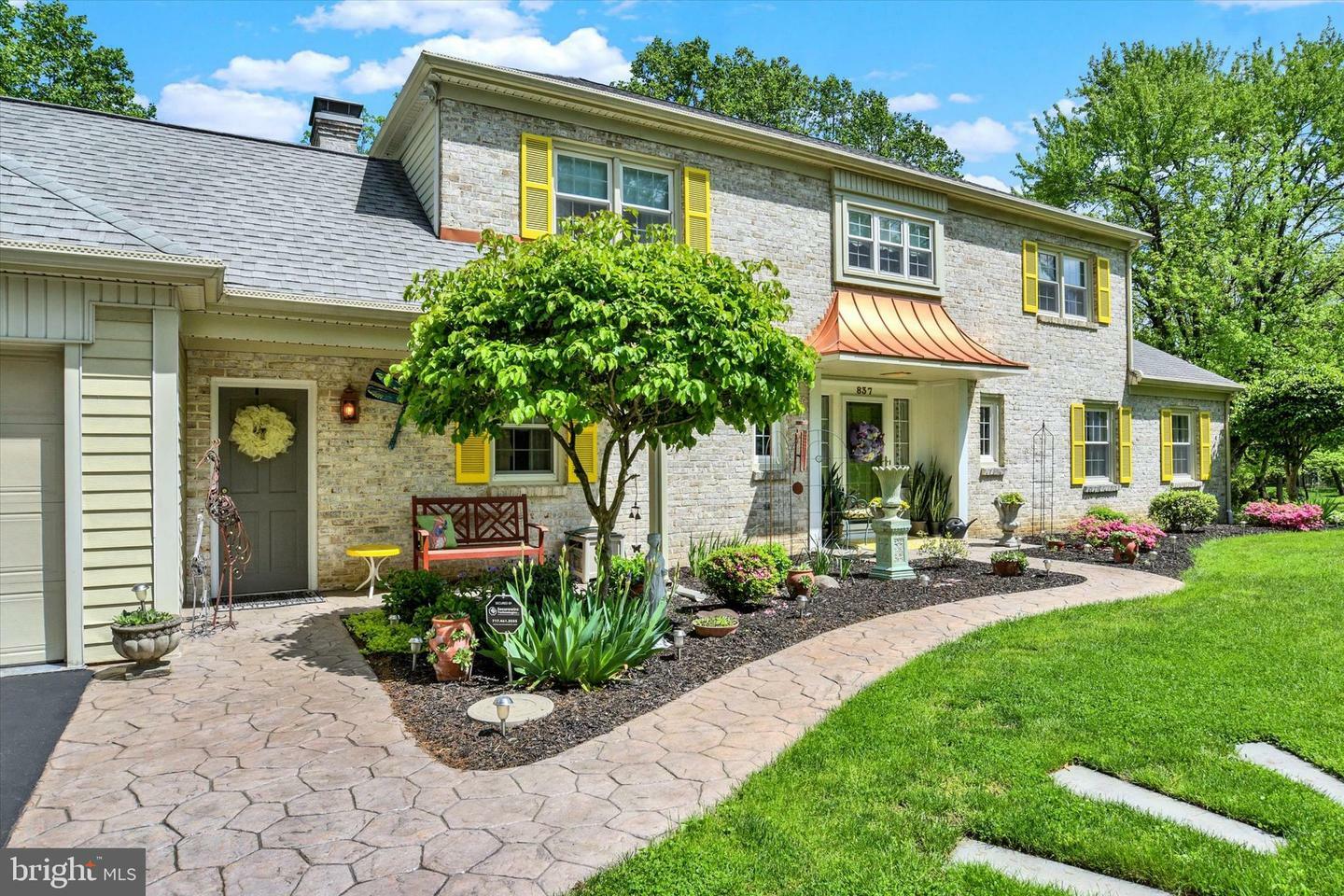 Property Photo: 837 Kiehl Drive PA 17043