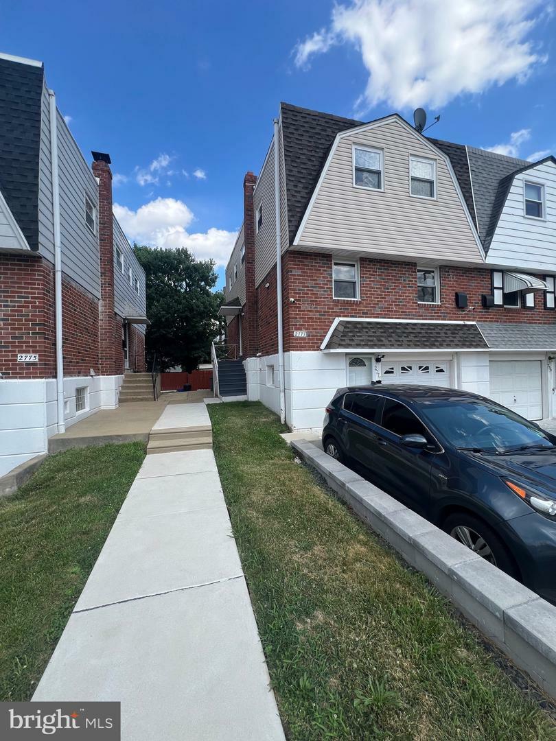 Property Photo: 2777 Welsh Road PA 19152