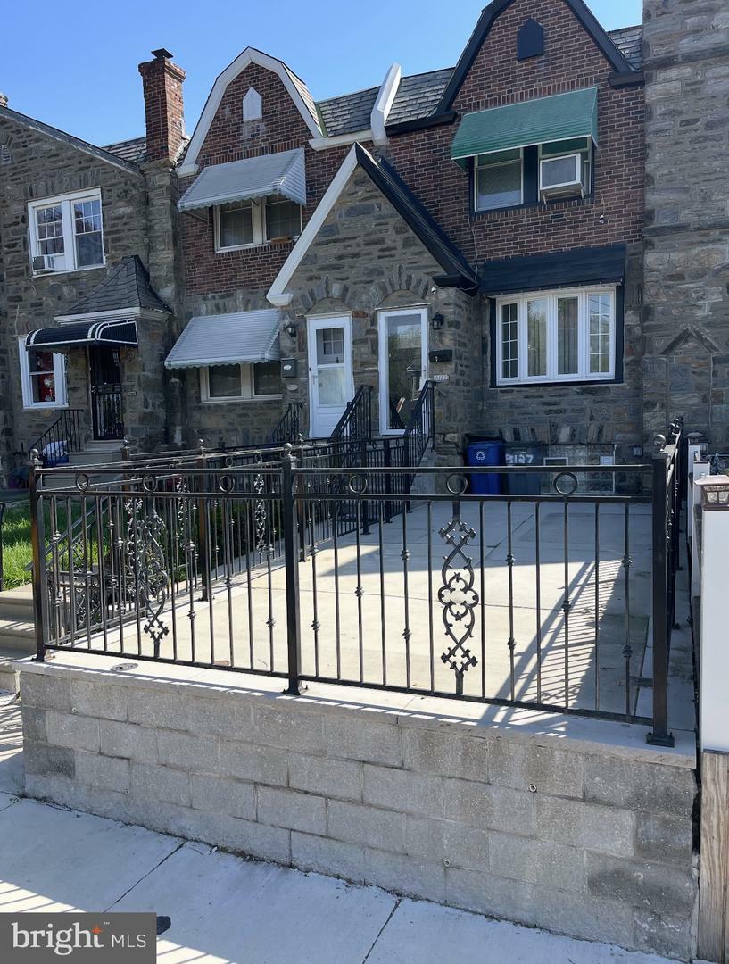 Property Photo: 5127 Oxford Avenue PA 19124