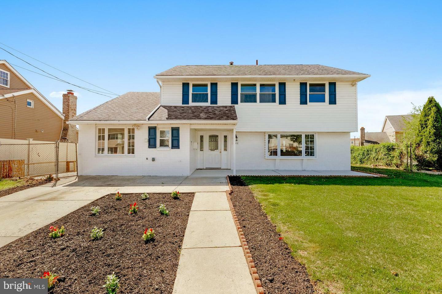 Property Photo: 1866 Merlin Place PA 19116