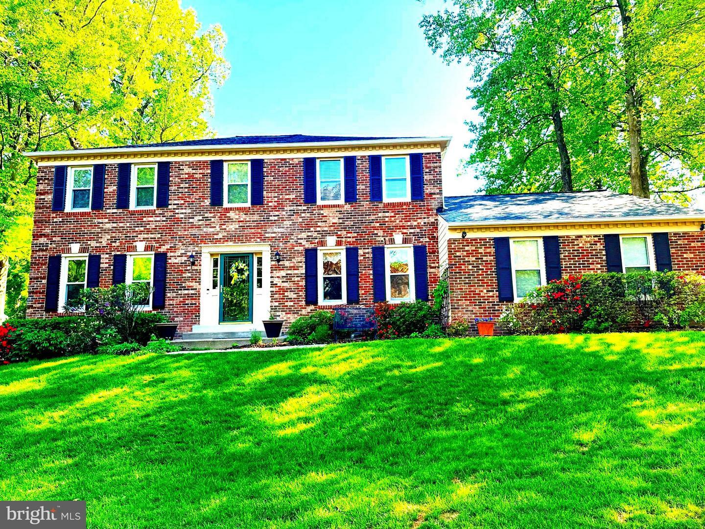 Property Photo: 20553 Anndyke Way MD 20874
