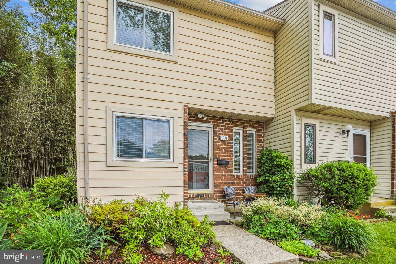 Property Photo: 1211 Hesselius Court MD 21403