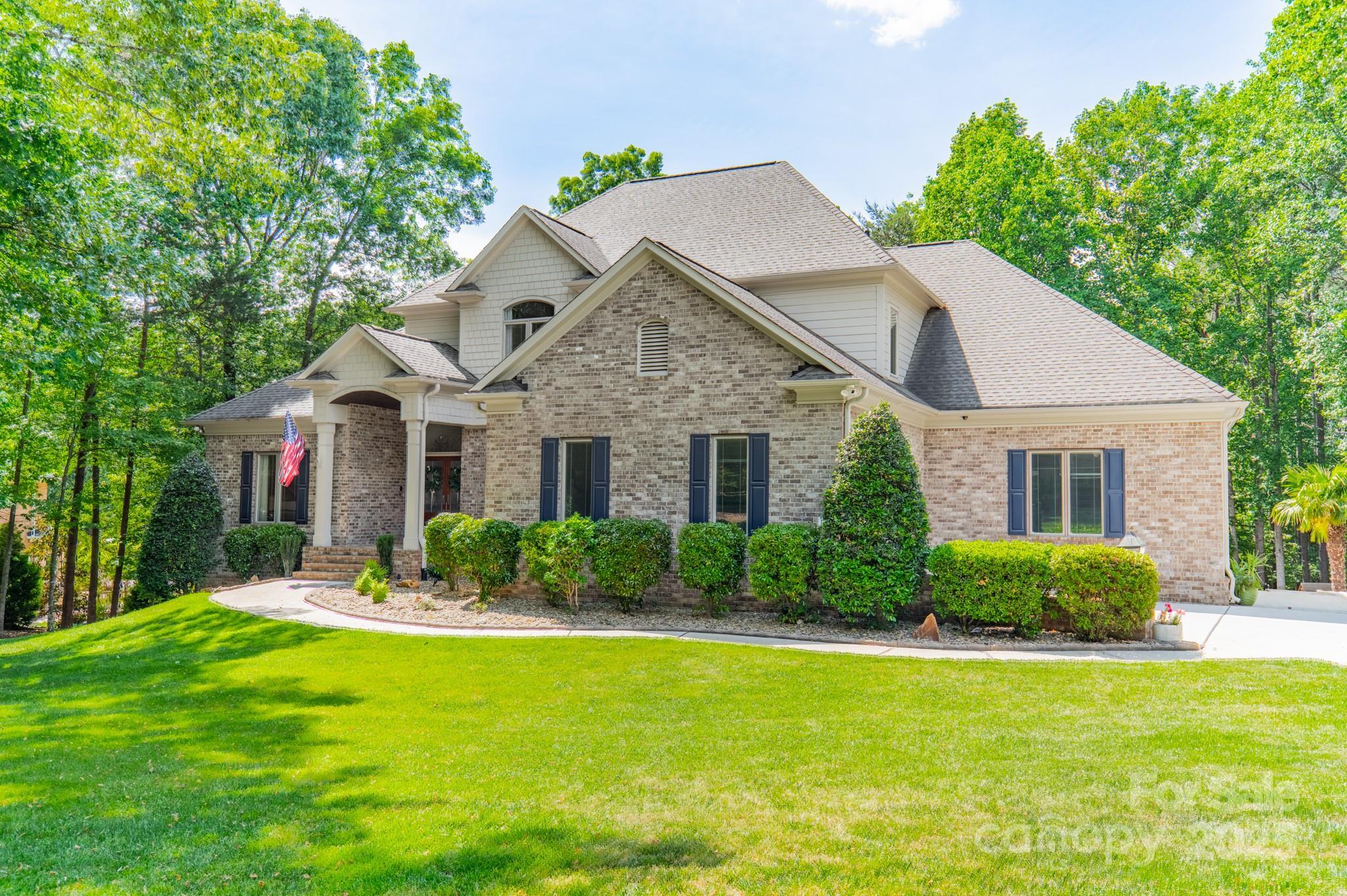 Property Photo: 123 Archbell Point Lane NC 28117