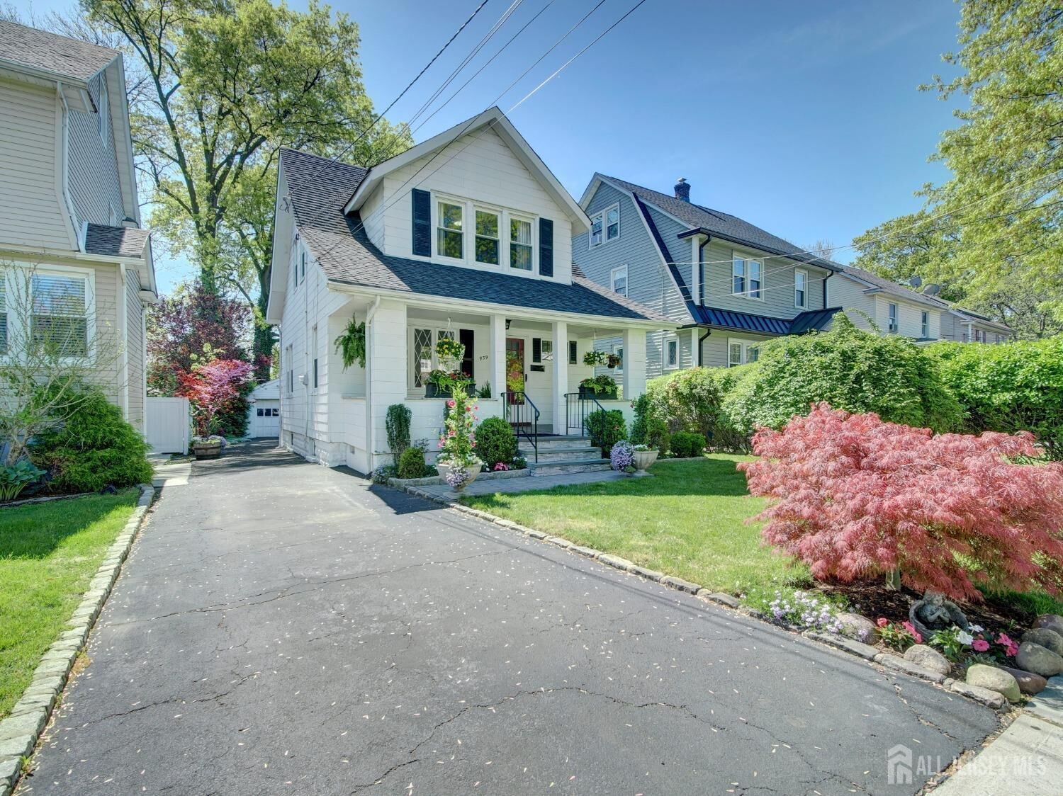 Property Photo:  939 Salem Road  NJ 07083 