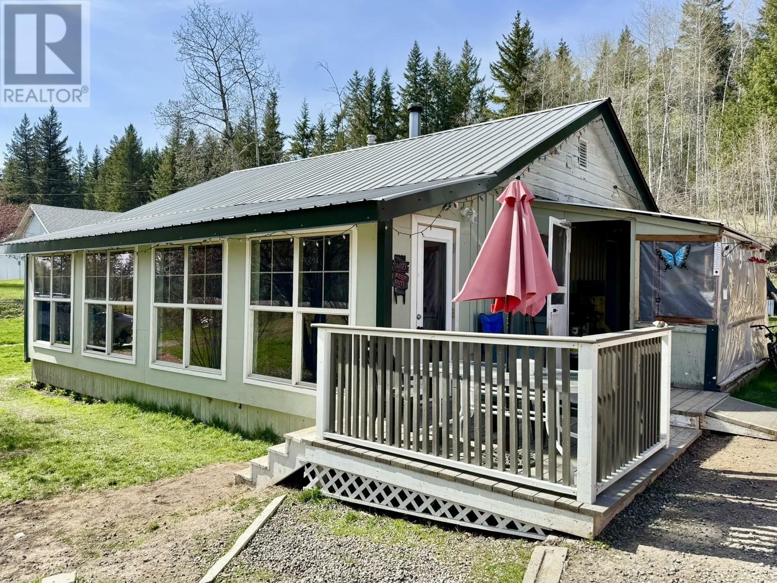 Photo de la propriété: 4574 Canim-Hendrix Lake Road BC V0K 1M0