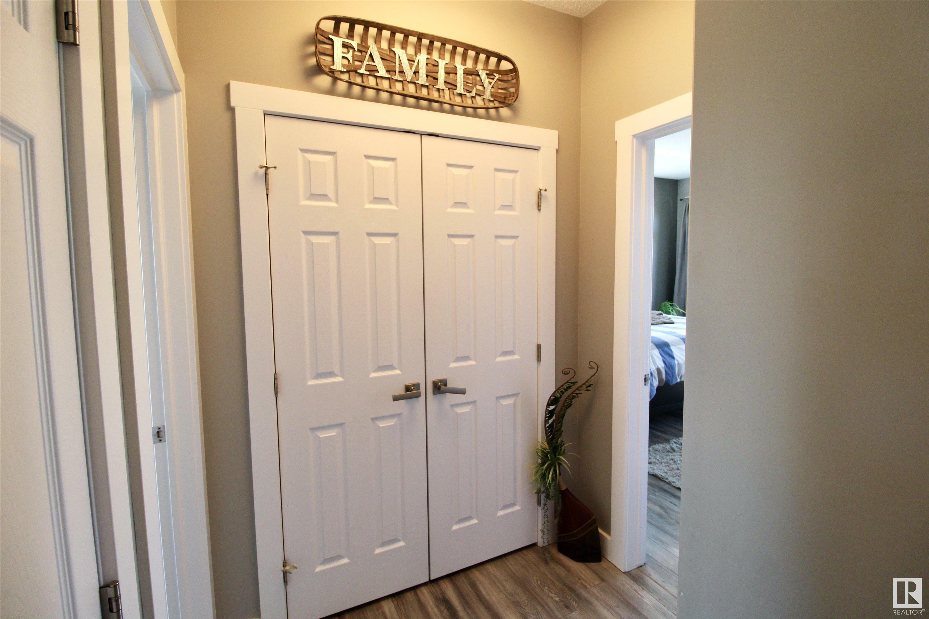Property Photo: 59528 Rr485 AB T9N 2J7